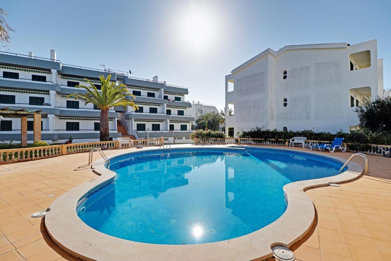 Appartamento Albufeira Delight With Pool By Homing Guia  Esterno foto